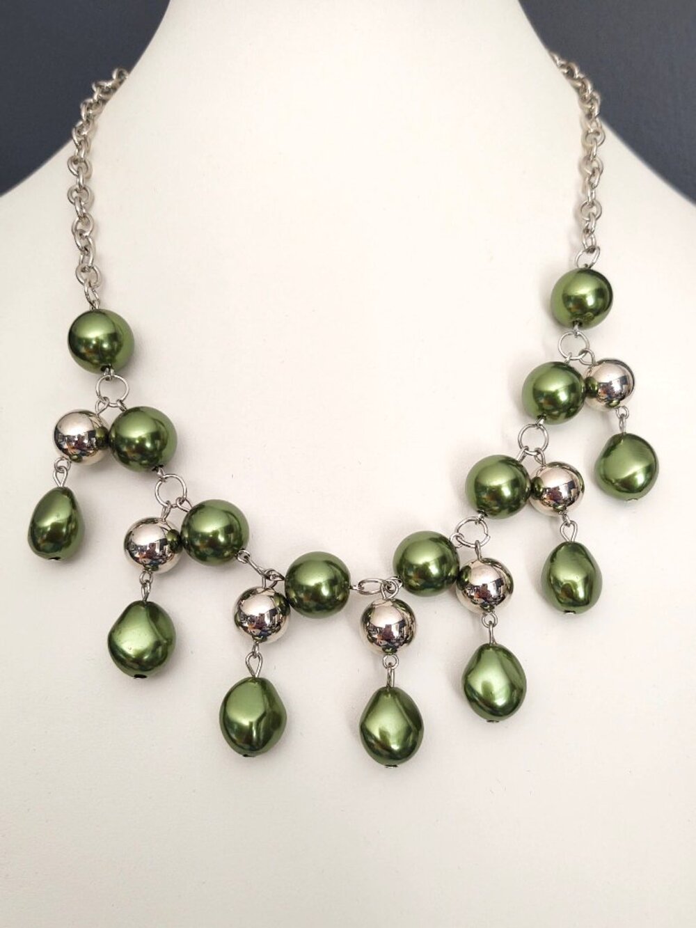 Metallic green and silver beaded necklace